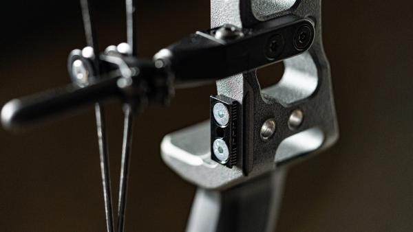 Hamskea C.O.R. Mount Riser Interface
